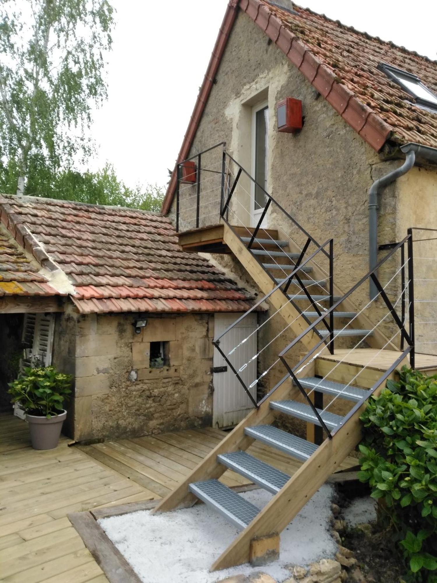 O Grenier De L'Artiste Apartment Bazenville Exterior foto