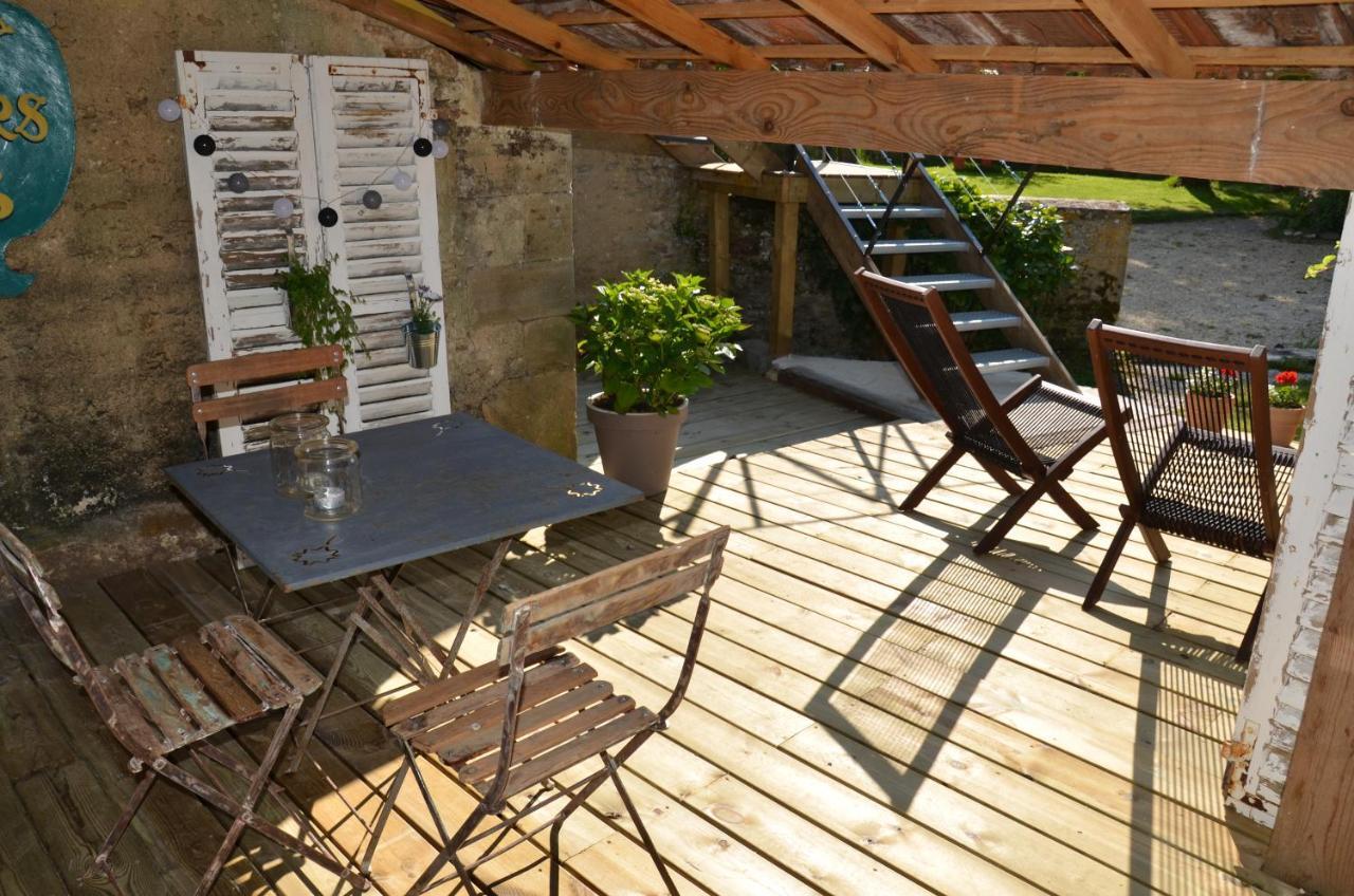 O Grenier De L'Artiste Apartment Bazenville Exterior foto